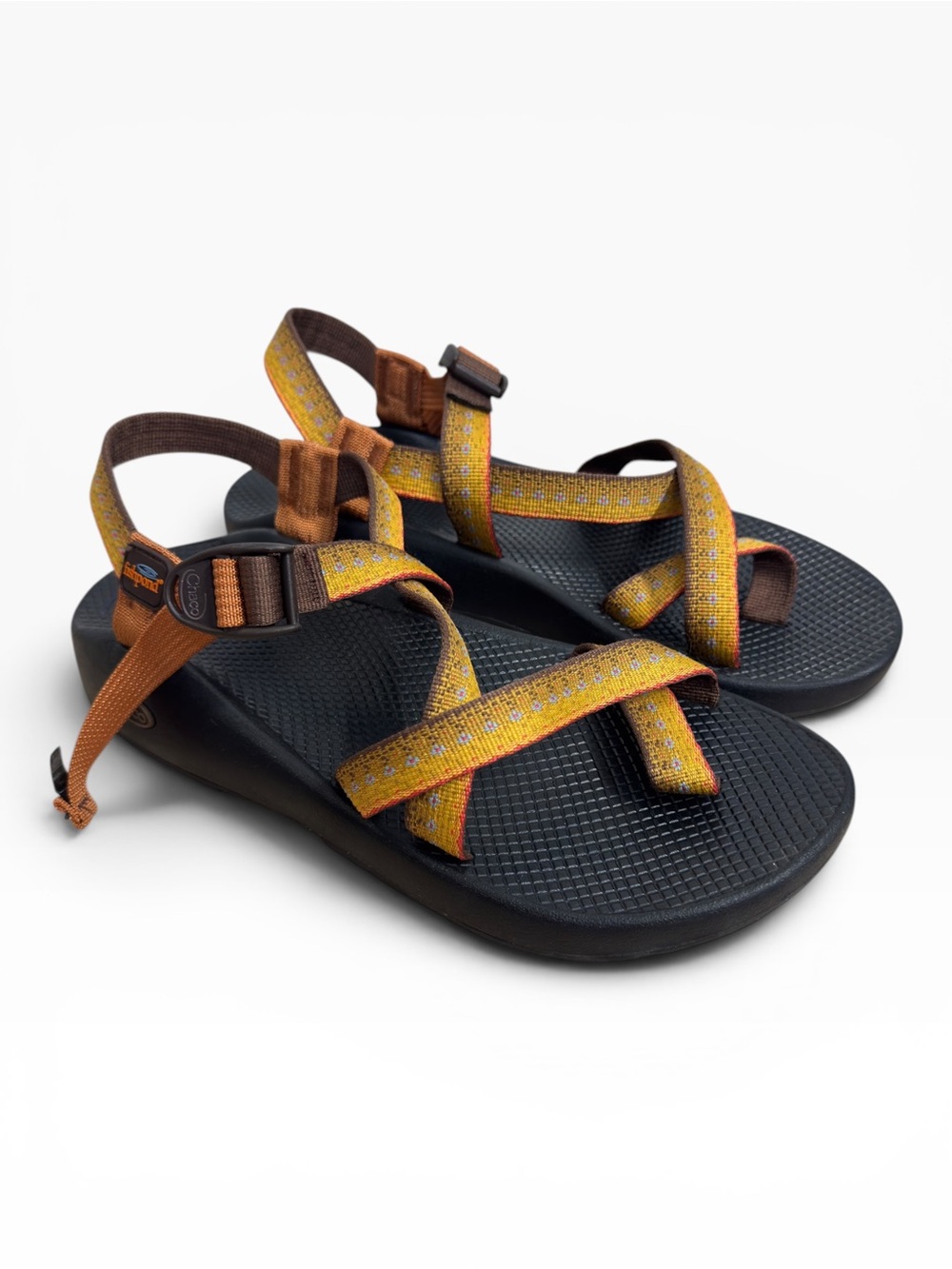 Chaco Z/2 Classic Sandals Mens 11 Yellow Sport Hiking Outdoor Adjustable Strap